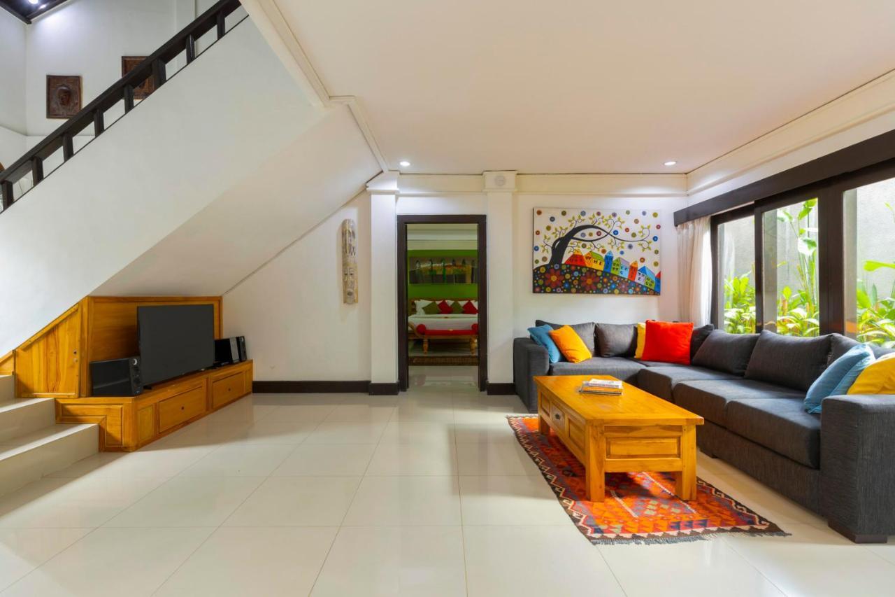 סמיניאק Villa Kibbi מראה חיצוני תמונה