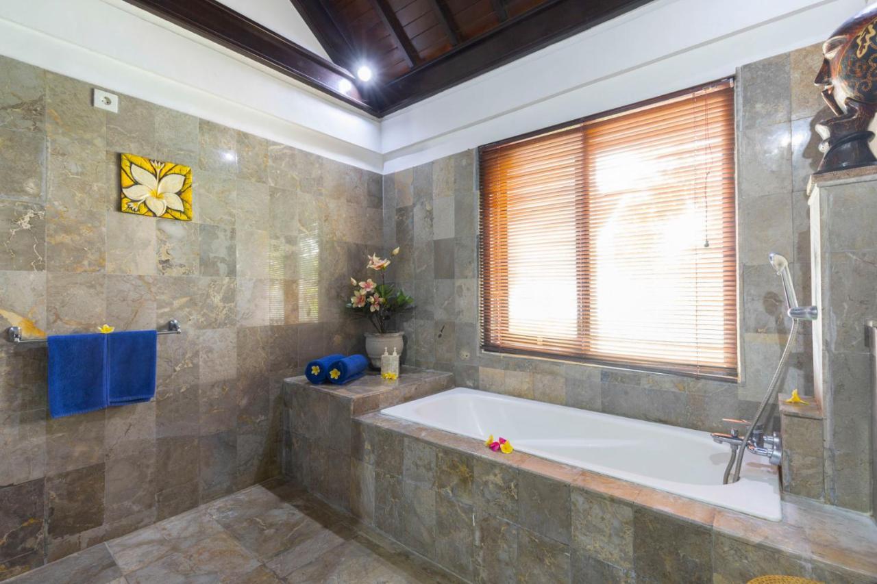 סמיניאק Villa Kibbi מראה חיצוני תמונה
