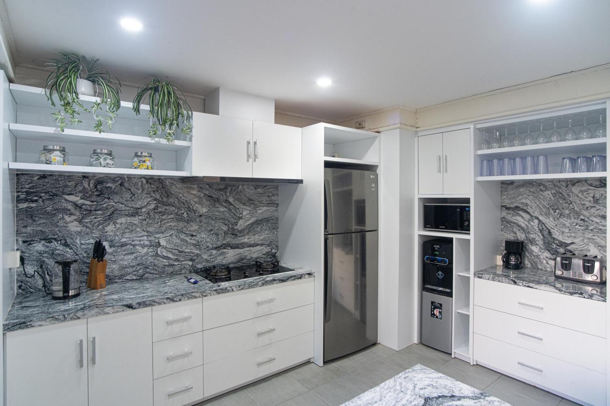 סמיניאק Villa Kibbi מראה חיצוני תמונה